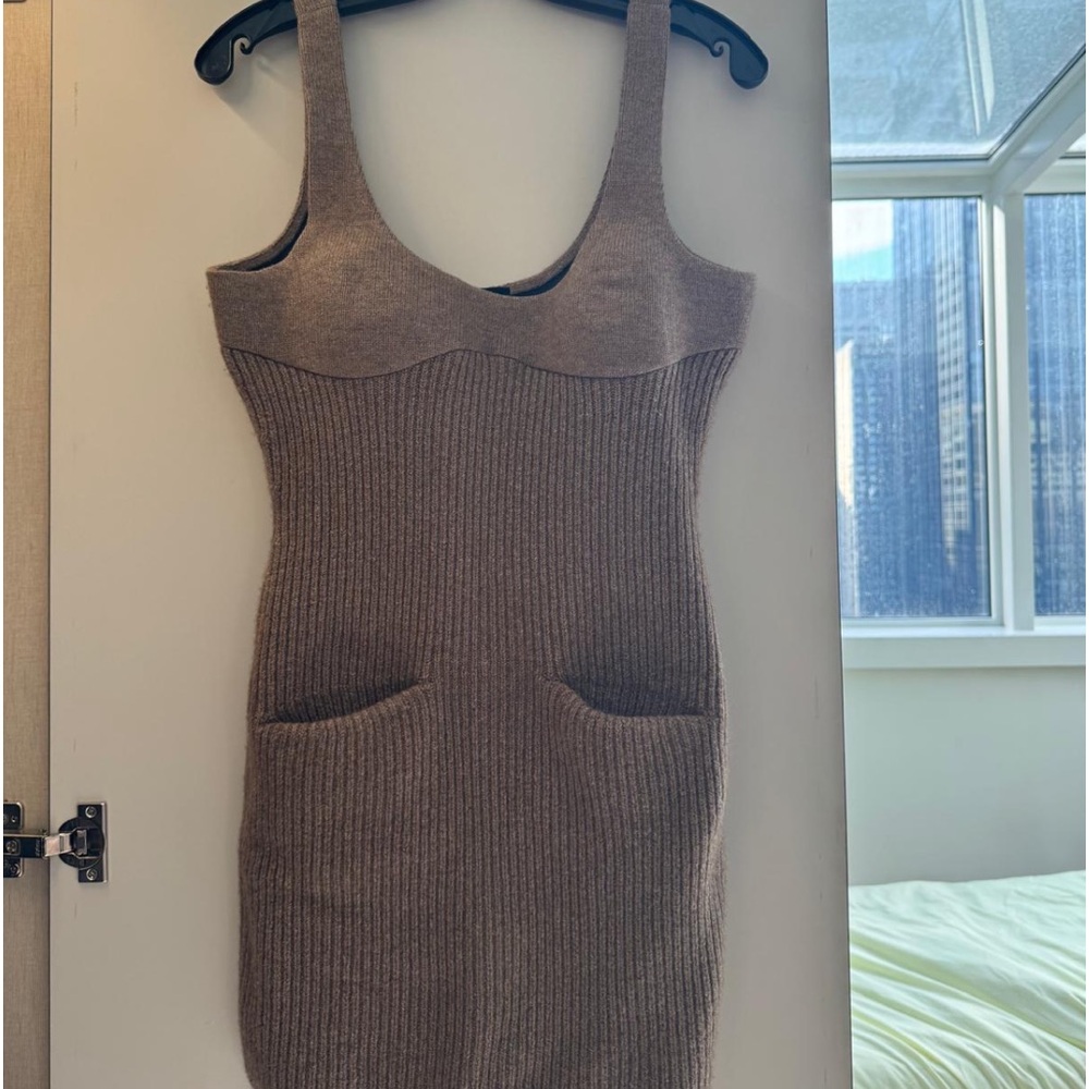 New one dress  newer wears . Size small for me